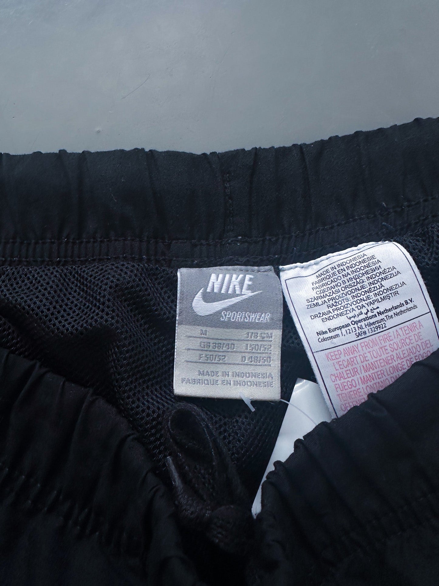Nike Vintage Trackpants | M