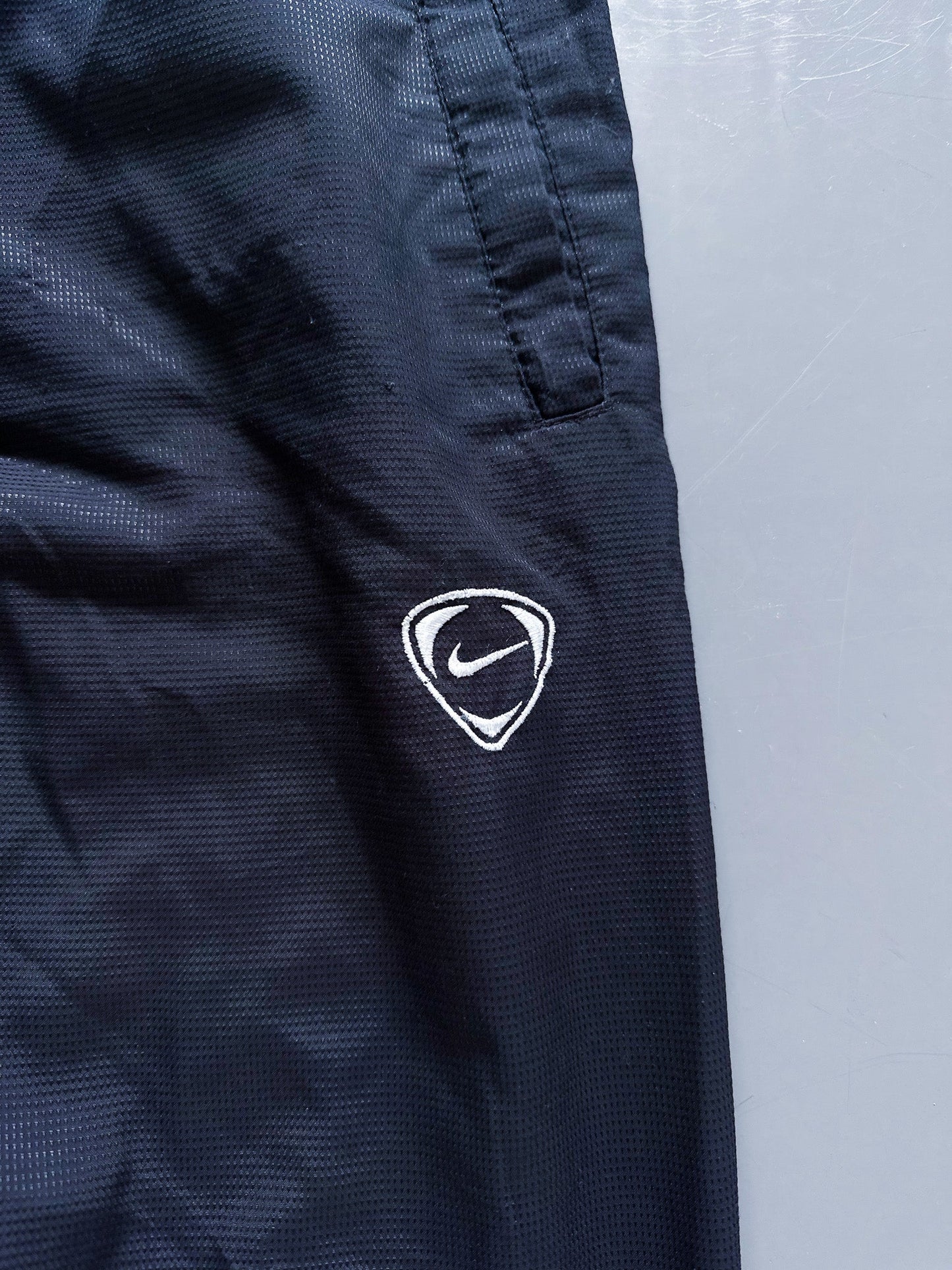 Nike Vintage Trackpants | L