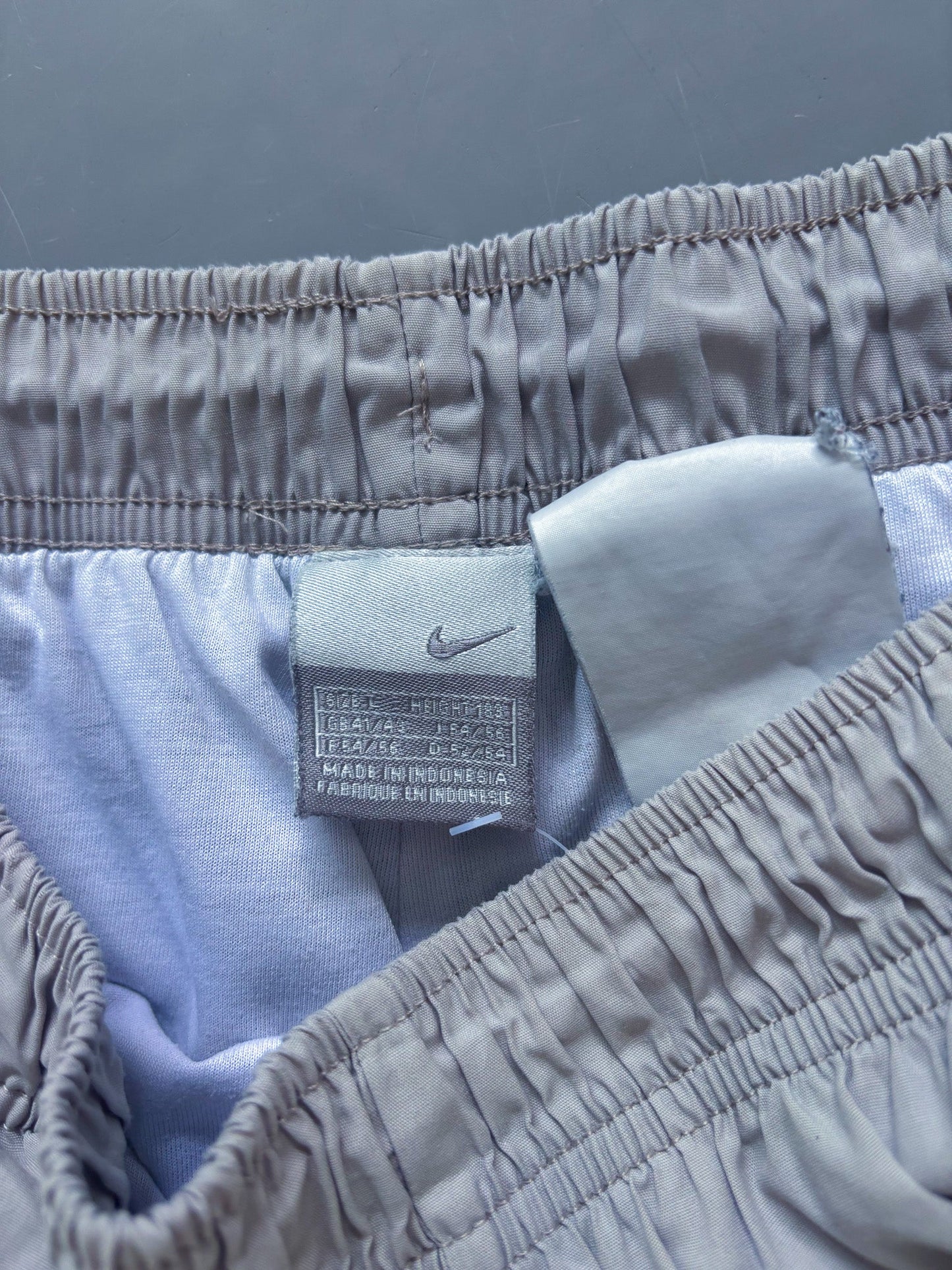 Nike Vintage Trackpants | M