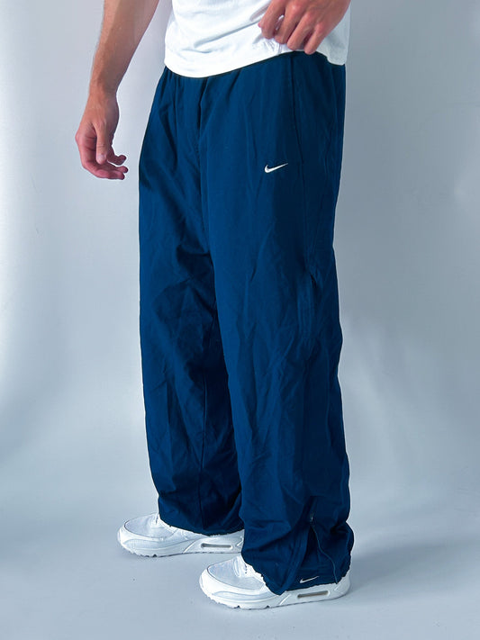 Nike Vintage Trackpants | L