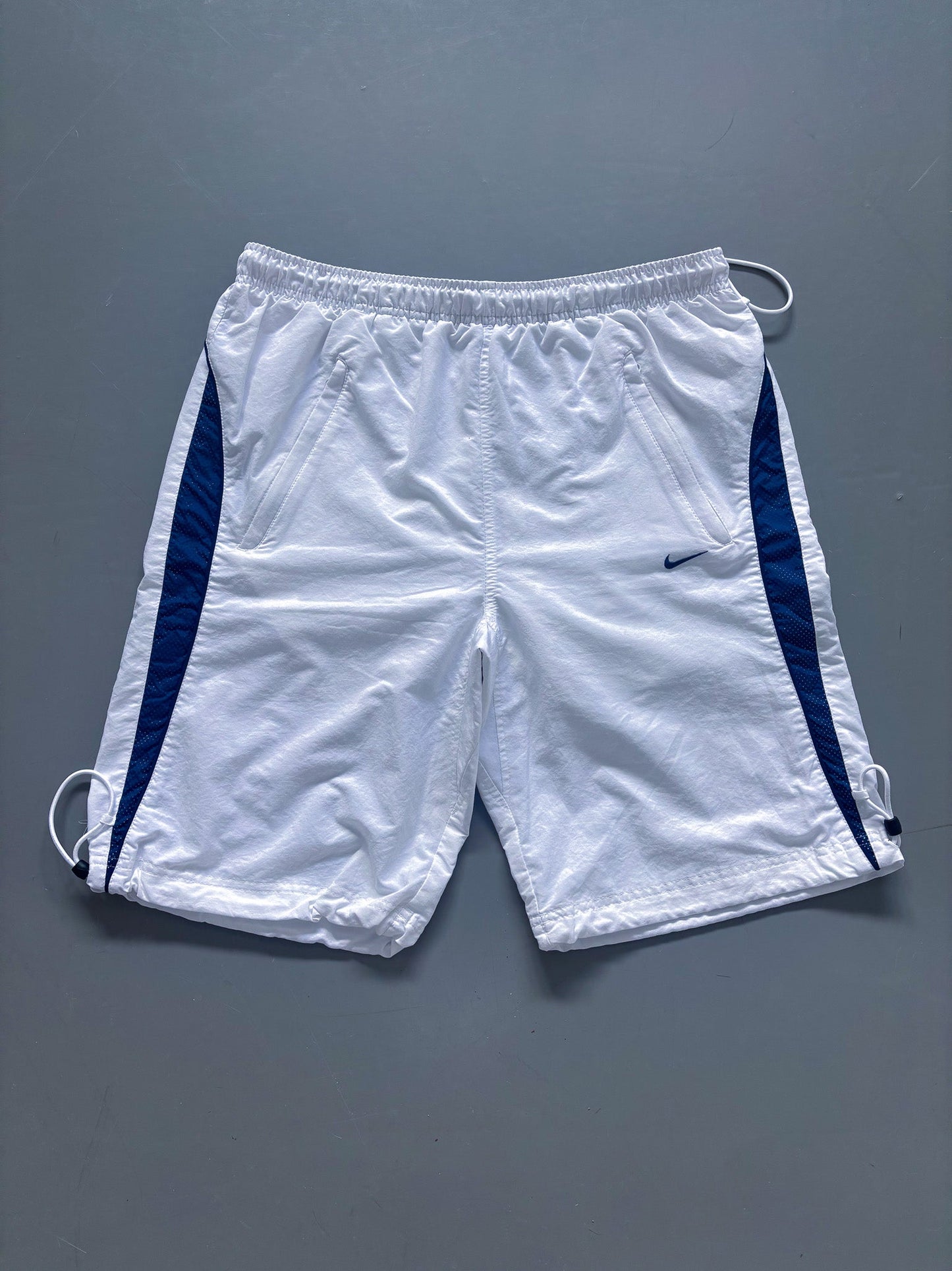 Nike Vintage Shorts | L