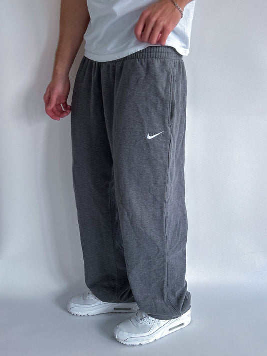 Nike Vintage Open Leg Sweatpants | L