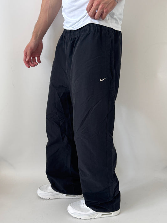 Nike Vintage Trackpants | L