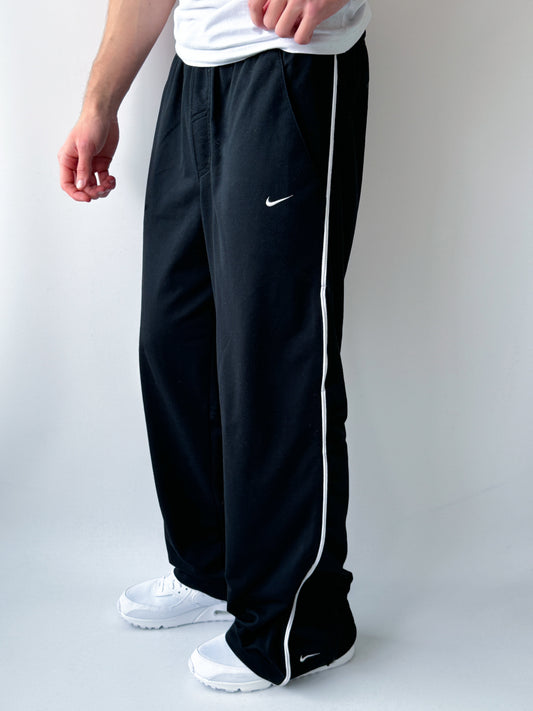 Nike Vintage Trackpants | M