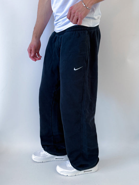 Nike Vintage Open Leg Sweatpants | XL
