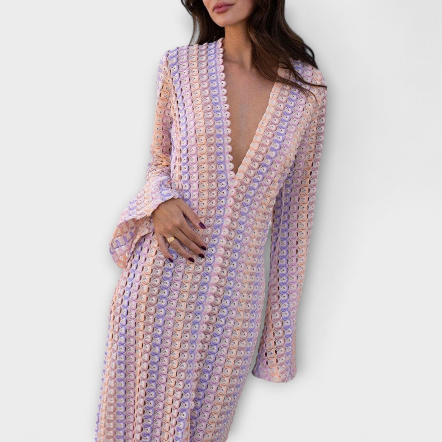 Elina – Maxi Dress with V-Neck and Holiday Flair